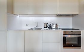 La Maison Aires Apartments